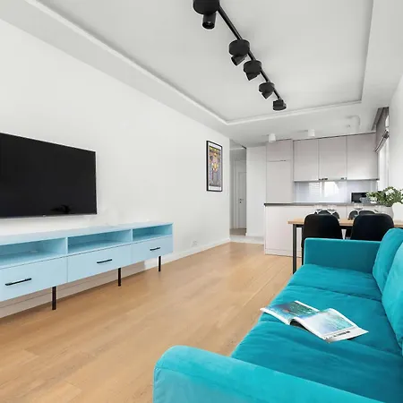 Modern Apartment With Two Parking Spaces Warsaw Cybernetyki 2B By Heyrent Apartment